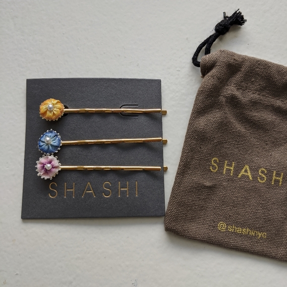 🆕 Sashi 3 Flower Swarovski Pearl Hair Pins - Picture 6 of 6
